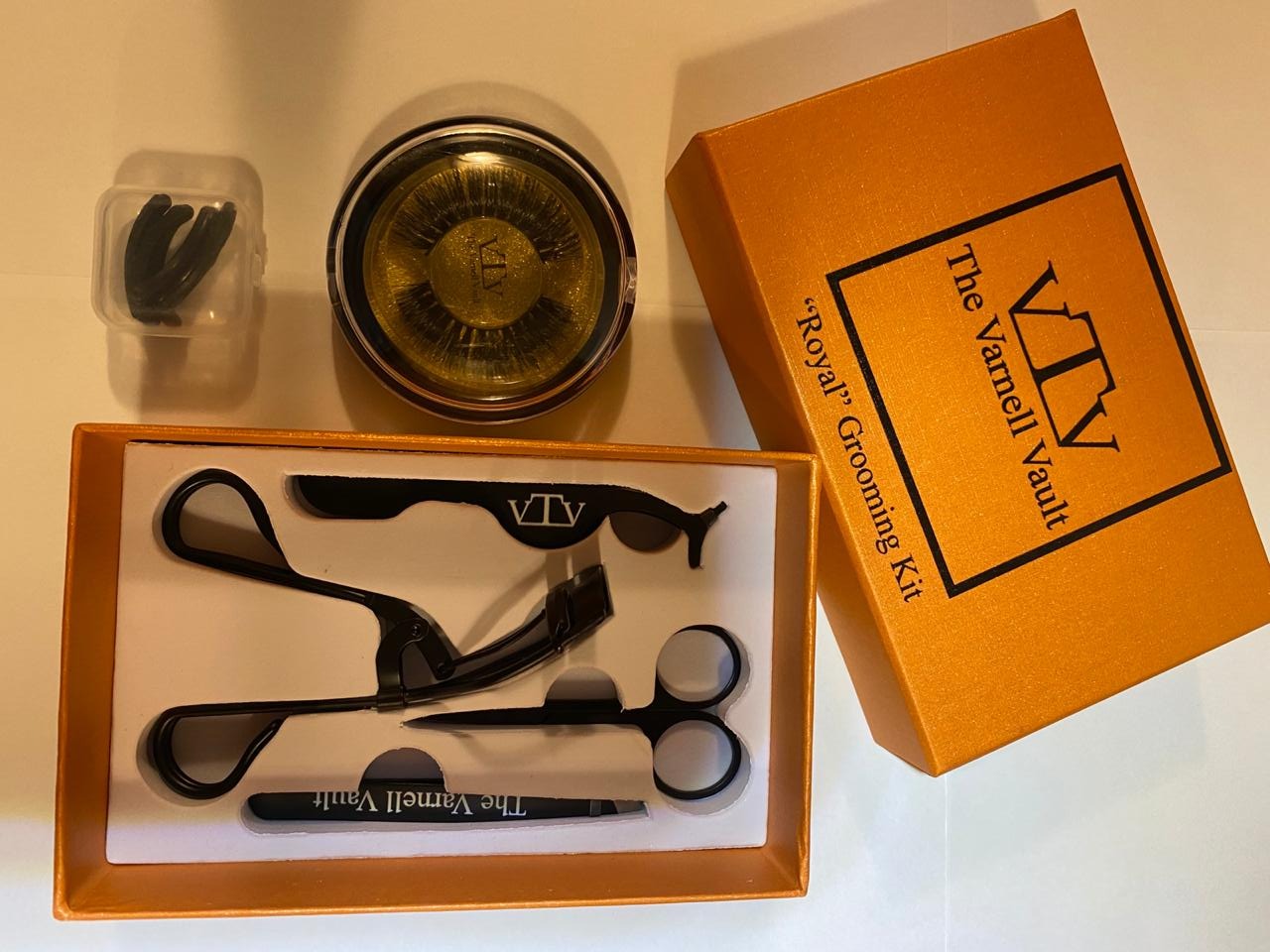 VTV Royal Grooming Kit